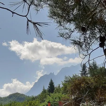 Casa Ai Piedi Del Monte Camicia *