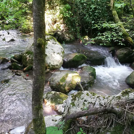 Casa Ai Piedi Del Monte Camicia בית נופש Castelli