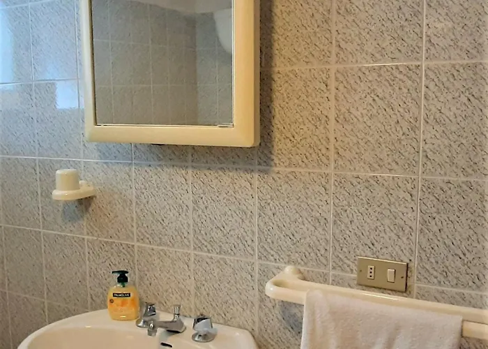 Casa Ai Piedi Del Monte Camicia Tatil Evi Castelli