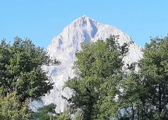 Casa Ai Piedi Del Monte Camicia Castelli